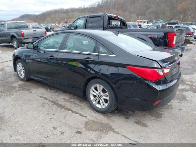 Photo 2 VIN: 5NPEB4AC0EH940194 - HYUNDAI SONATA 