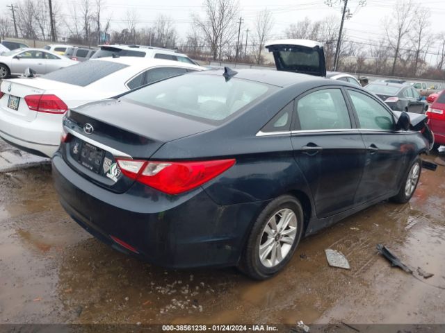 Photo 3 VIN: 5NPEB4AC1BH012289 - HYUNDAI SONATA 