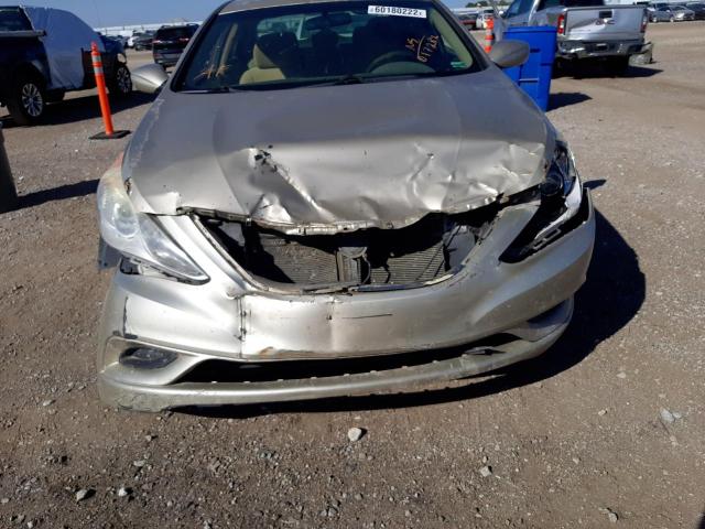 Photo 8 VIN: 5NPEB4AC1BH017282 - HYUNDAI SONATA GLS 