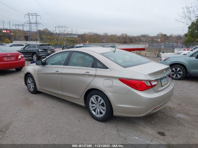 Photo 2 VIN: 5NPEB4AC1BH018836 - HYUNDAI SONATA 