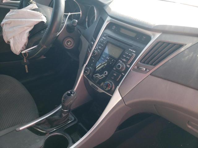 Photo 8 VIN: 5NPEB4AC1BH028492 - HYUNDAI SONATA GLS 