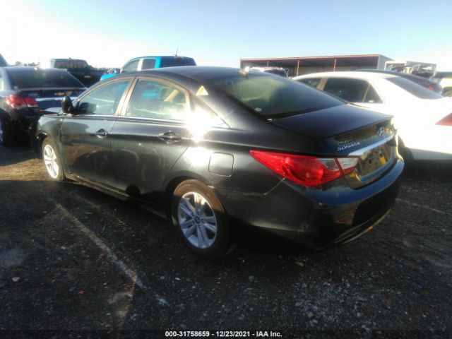 Photo 2 VIN: 5NPEB4AC1BH047060 - HYUNDAI SONATA 