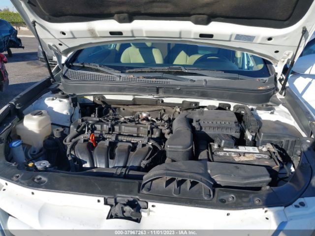 Photo 9 VIN: 5NPEB4AC1BH051674 - HYUNDAI SONATA 