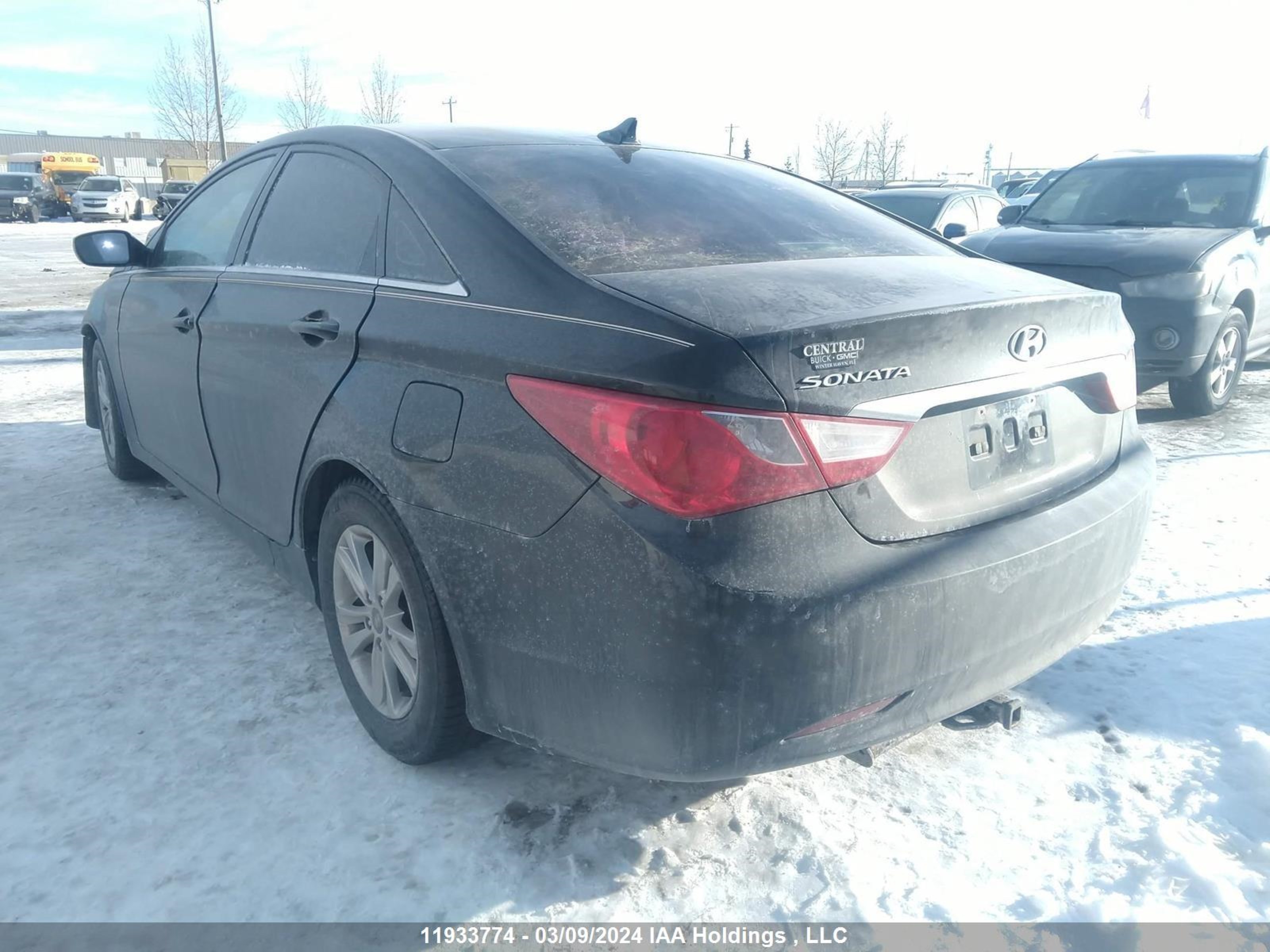 Photo 2 VIN: 5NPEB4AC1BH056454 - HYUNDAI SONATA 