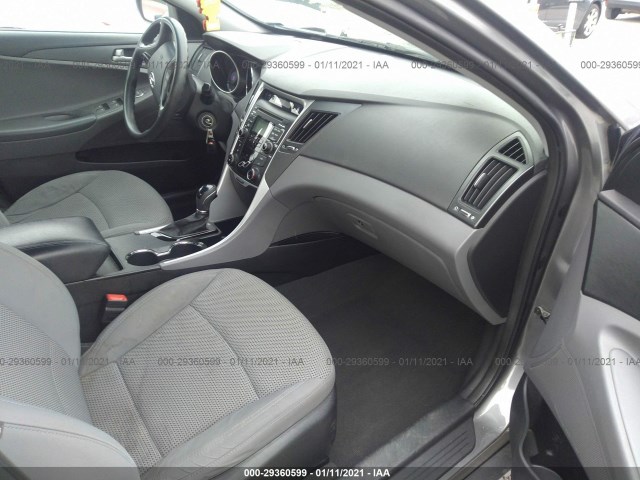 Photo 4 VIN: 5NPEB4AC1BH072055 - HYUNDAI SONATA 