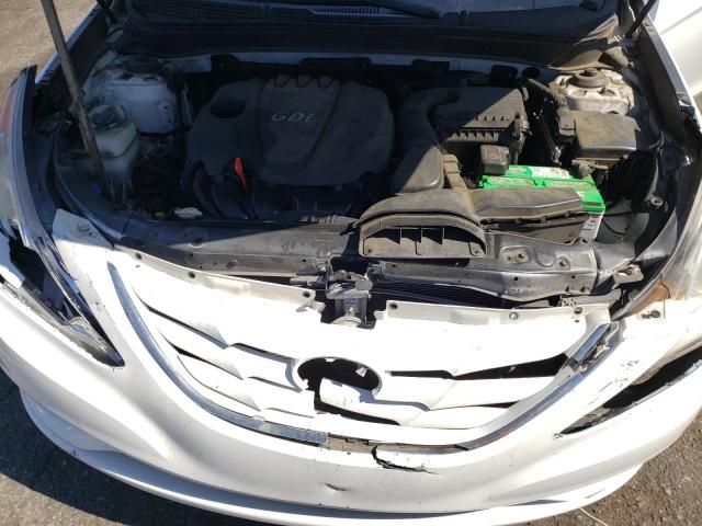 Photo 6 VIN: 5NPEB4AC1BH078888 - HYUNDAI SONATA GLS 