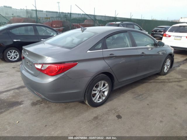 Photo 3 VIN: 5NPEB4AC1BH091219 - HYUNDAI SONATA 