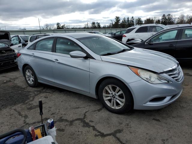 Photo 3 VIN: 5NPEB4AC1BH093679 - HYUNDAI SONATA GLS 