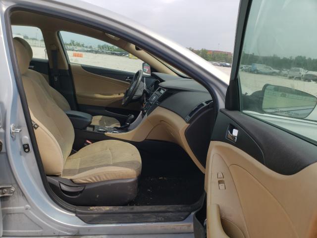 Photo 4 VIN: 5NPEB4AC1BH254368 - HYUNDAI SONATA GLS 