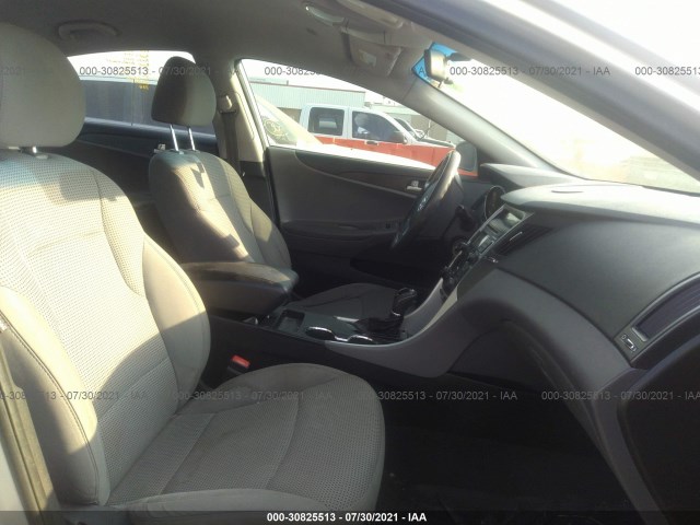 Photo 4 VIN: 5NPEB4AC1BH268500 - HYUNDAI SONATA 