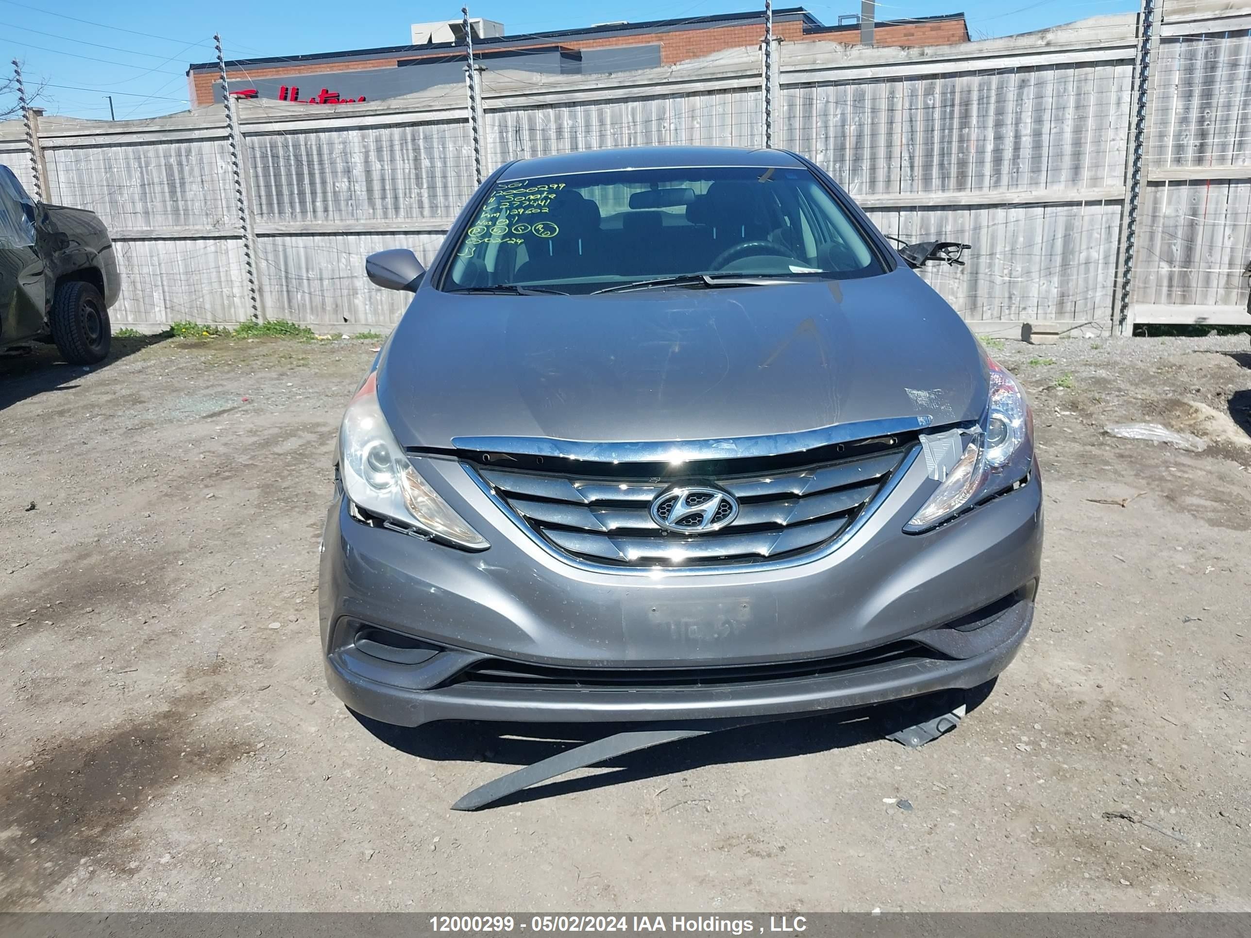 Photo 11 VIN: 5NPEB4AC1BH277441 - HYUNDAI SONATA 