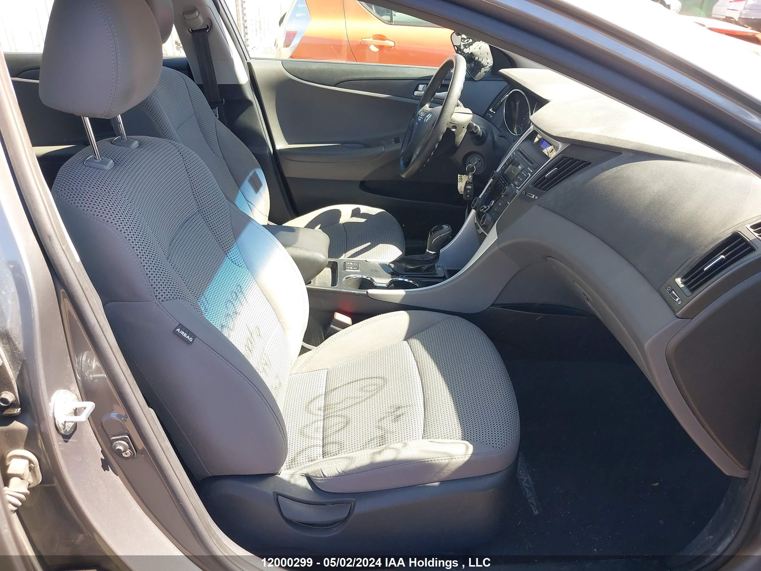 Photo 4 VIN: 5NPEB4AC1BH277441 - HYUNDAI SONATA 