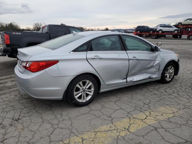 Photo 2 VIN: 5NPEB4AC1BH288004 - HYUNDAI SONATA GLS 