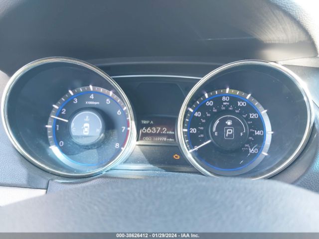 Photo 6 VIN: 5NPEB4AC1BH295163 - HYUNDAI SONATA 