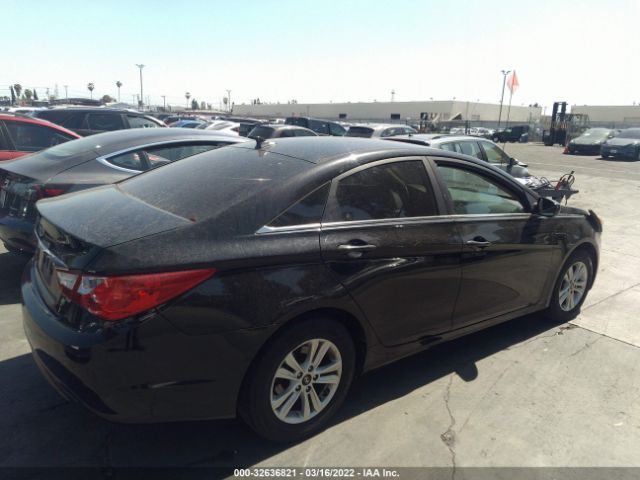 Photo 3 VIN: 5NPEB4AC1BH299200 - HYUNDAI SONATA 