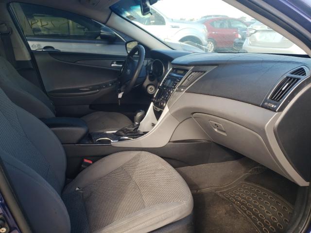 Photo 4 VIN: 5NPEB4AC1CH318636 - HYUNDAI SONATA GLS 