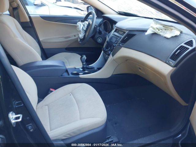 Photo 4 VIN: 5NPEB4AC1CH323402 - HYUNDAI SONATA 