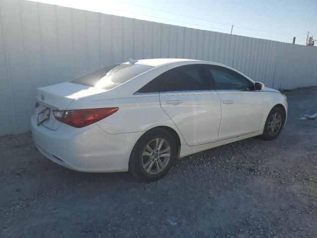 Photo 2 VIN: 5NPEB4AC1CH327319 - HYUNDAI SONATA 