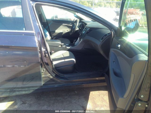 Photo 4 VIN: 5NPEB4AC1CH348431 - HYUNDAI SONATA 