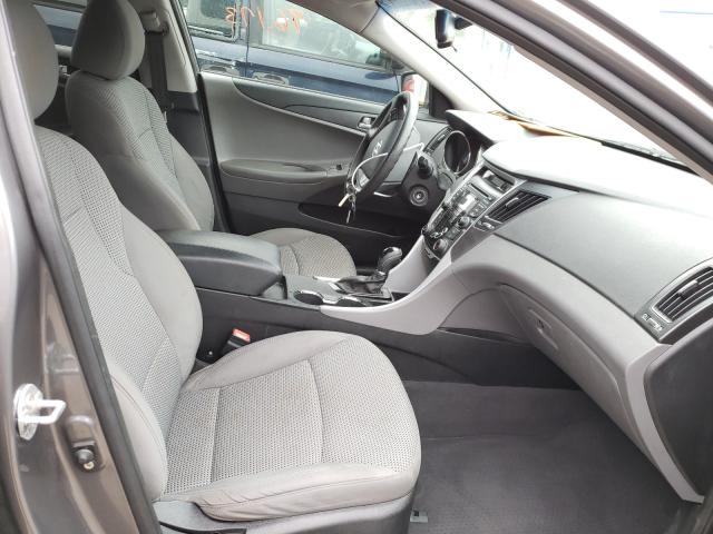 Photo 4 VIN: 5NPEB4AC1CH356917 - HYUNDAI SONATA GLS 