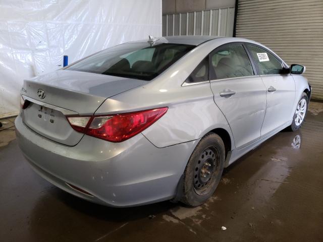 Photo 3 VIN: 5NPEB4AC1CH359901 - HYUNDAI SONATA GLS 