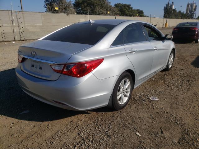 Photo 3 VIN: 5NPEB4AC1CH362992 - HYUNDAI SONATA GLS 