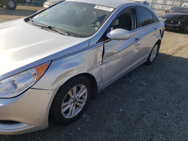 Photo 8 VIN: 5NPEB4AC1CH362992 - HYUNDAI SONATA GLS 