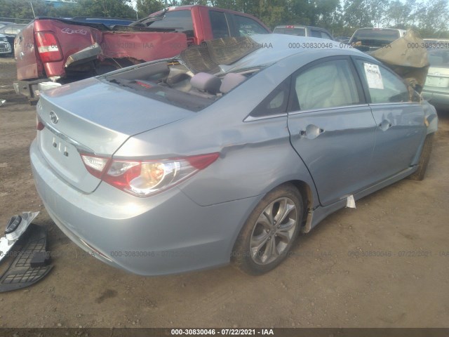 Photo 3 VIN: 5NPEB4AC1CH394454 - HYUNDAI SONATA 