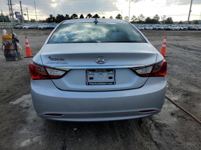 Photo 5 VIN: 5NPEB4AC1CH402200 - HYUNDAI SONATA GLS 