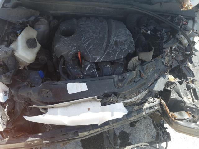 Photo 6 VIN: 5NPEB4AC1CH404111 - HYUNDAI SONATA GLS 