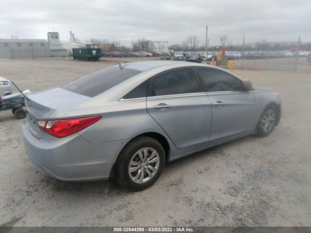 Photo 3 VIN: 5NPEB4AC1CH409714 - HYUNDAI SONATA 