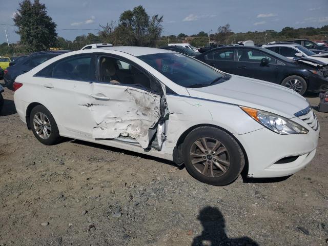 Photo 3 VIN: 5NPEB4AC1CH423032 - HYUNDAI SONATA GLS 