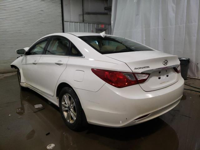 Photo 2 VIN: 5NPEB4AC1CH437464 - HYUNDAI SONATA GLS 