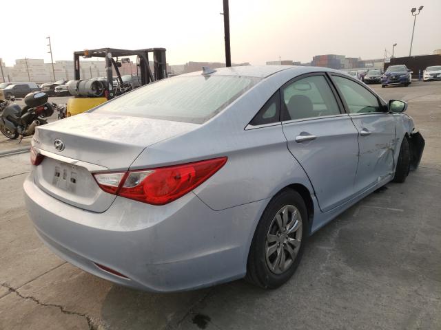 Photo 3 VIN: 5NPEB4AC1CH452997 - HYUNDAI SONATA GLS 