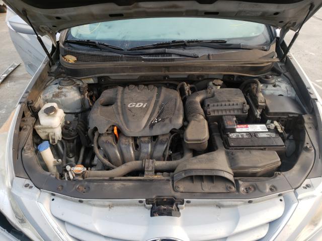 Photo 6 VIN: 5NPEB4AC1CH452997 - HYUNDAI SONATA GLS 