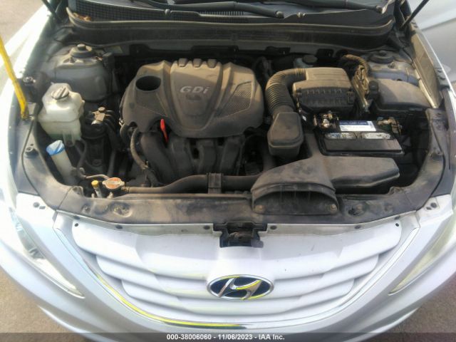 Photo 9 VIN: 5NPEB4AC1CH454927 - HYUNDAI SONATA 