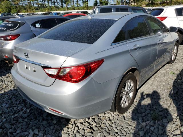 Photo 3 VIN: 5NPEB4AC1CH455186 - HYUNDAI SONATA GLS 