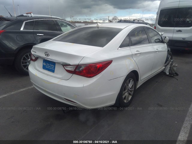 Photo 3 VIN: 5NPEB4AC1CH463398 - HYUNDAI SONATA 