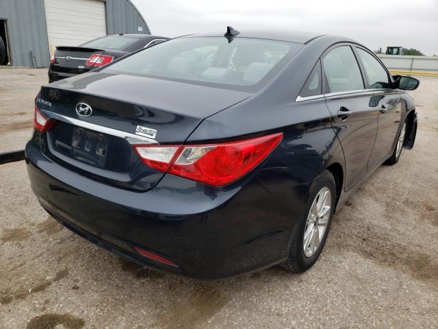 Photo 3 VIN: 5NPEB4AC1CH477916 - HYUNDAI SONATA GLS 