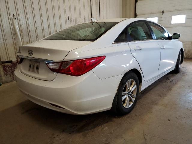 Photo 3 VIN: 5NPEB4AC1CH479861 - HYUNDAI SONATA GLS 