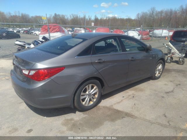 Photo 3 VIN: 5NPEB4AC1CH481111 - HYUNDAI SONATA 