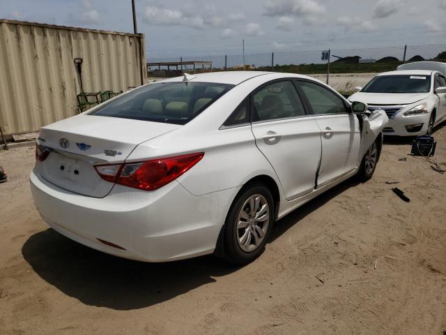 Photo 3 VIN: 5NPEB4AC1CH486549 - HYUNDAI SONATA GLS 