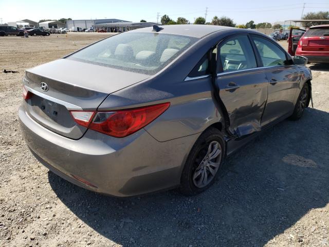 Photo 3 VIN: 5NPEB4AC1CH492142 - HYUNDAI SONATA GLS 