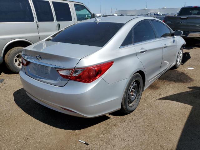 Photo 3 VIN: 5NPEB4AC1CH494313 - HYUNDAI SONATA GLS 