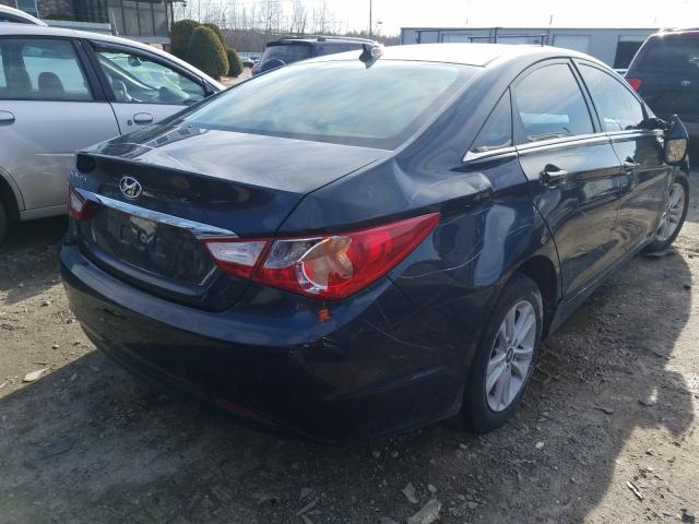 Photo 3 VIN: 5NPEB4AC1CH499463 - HYUNDAI SONATA GLS 