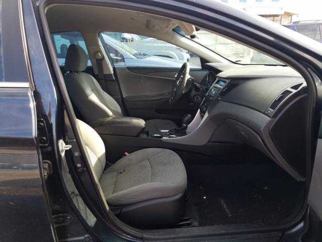 Photo 4 VIN: 5NPEB4AC1CH499463 - HYUNDAI SONATA GLS 