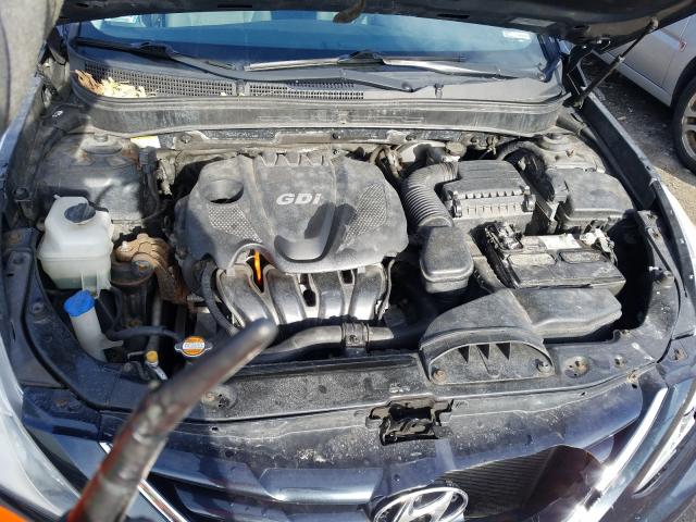 Photo 6 VIN: 5NPEB4AC1CH499463 - HYUNDAI SONATA GLS 