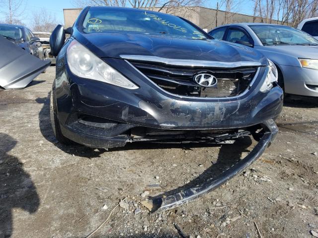 Photo 8 VIN: 5NPEB4AC1CH499463 - HYUNDAI SONATA GLS 