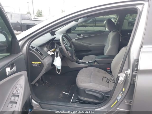 Photo 4 VIN: 5NPEB4AC1DH544497 - HYUNDAI SONATA 