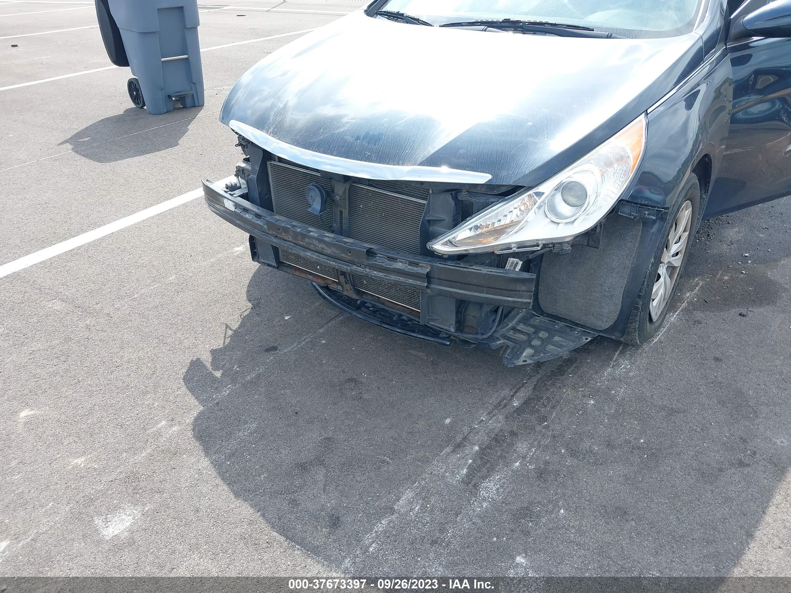 Photo 5 VIN: 5NPEB4AC1DH554107 - HYUNDAI SONATA 